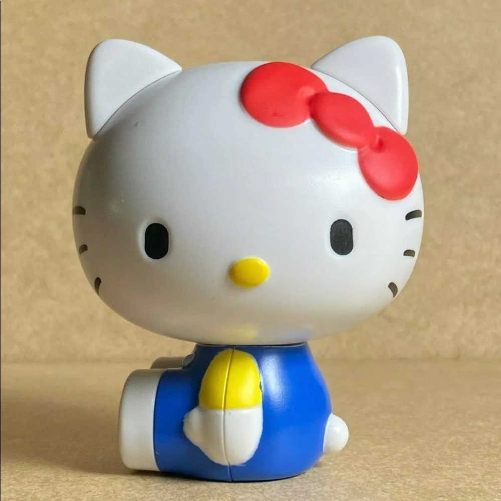 Hello Kitty : Bandai Sanrio Gashapon Capsule Toys